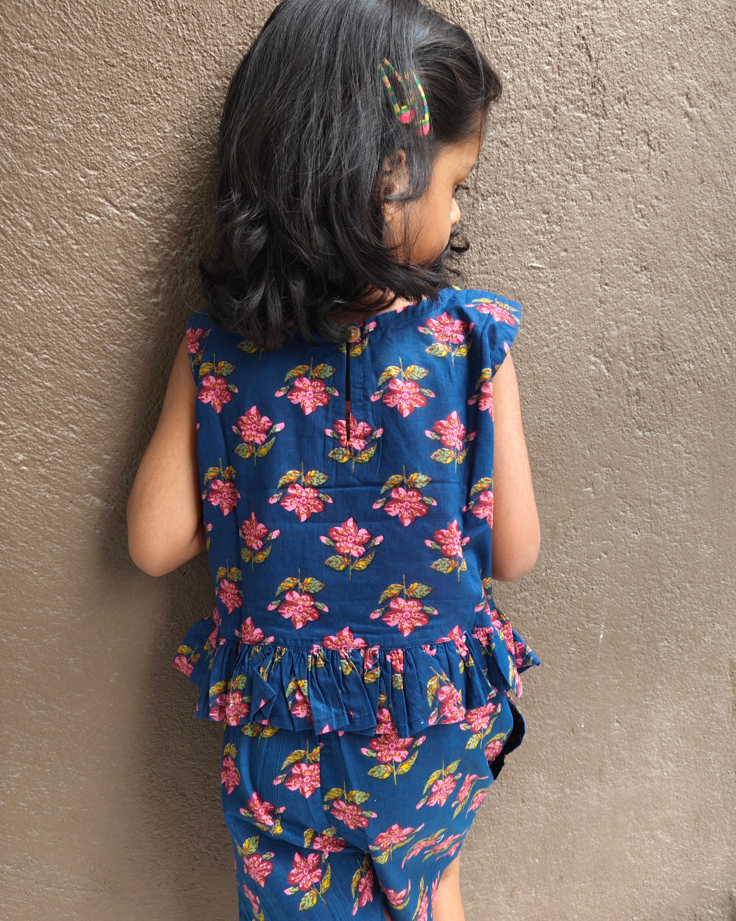 Girls Cotton Indigo Blue color Sleeveles Shorts Set for Summer