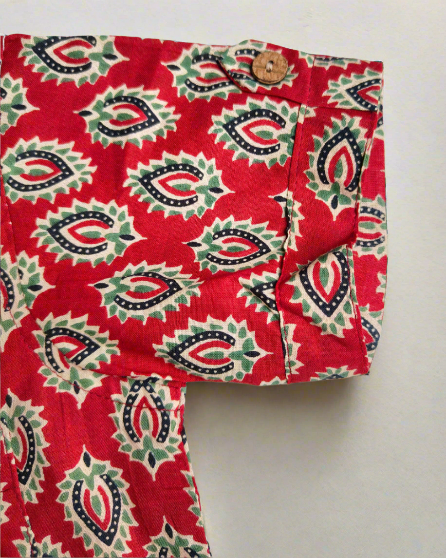Boys Little Baazigar Red Half Sleeve Cotton Shirt with wooden button on sleeve and in front