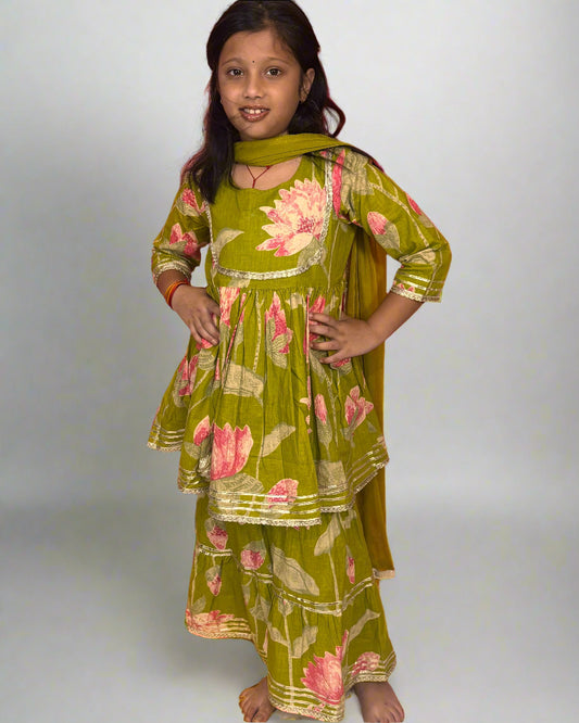 Girls Green Pure Cotton Dori Kurta with wooden button at the back with matching shrara and dupatta