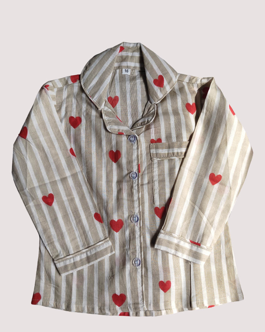 SnugBug Unisex Kids Pure Cotton Full Sleeve Heart Printed Light Weight Night Suit Set