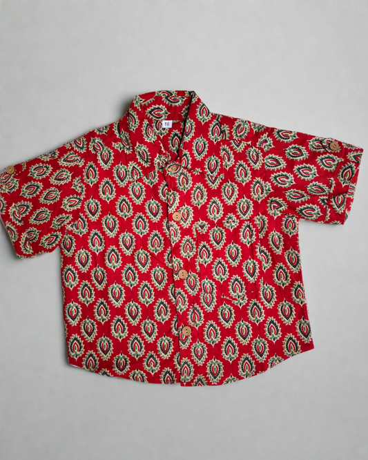 Boys Little Baazigar Red Half Sleeve Cotton Shirt with wooden button on sleeve and in front