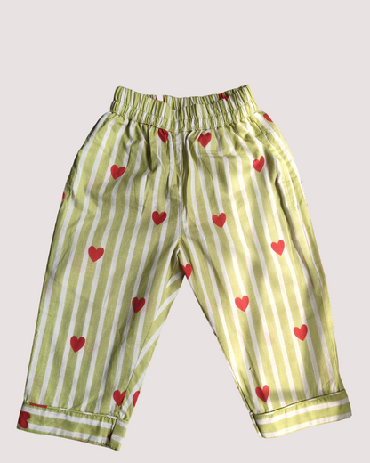 SnugBug Unisex Kids Pure Cotton Full Sleeve Heart Printed Light Weight Night Suit Set