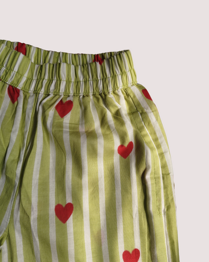 SnugBug Unisex Kids Pure Cotton Full Sleeve Heart Printed Light Weight Night Suit Set