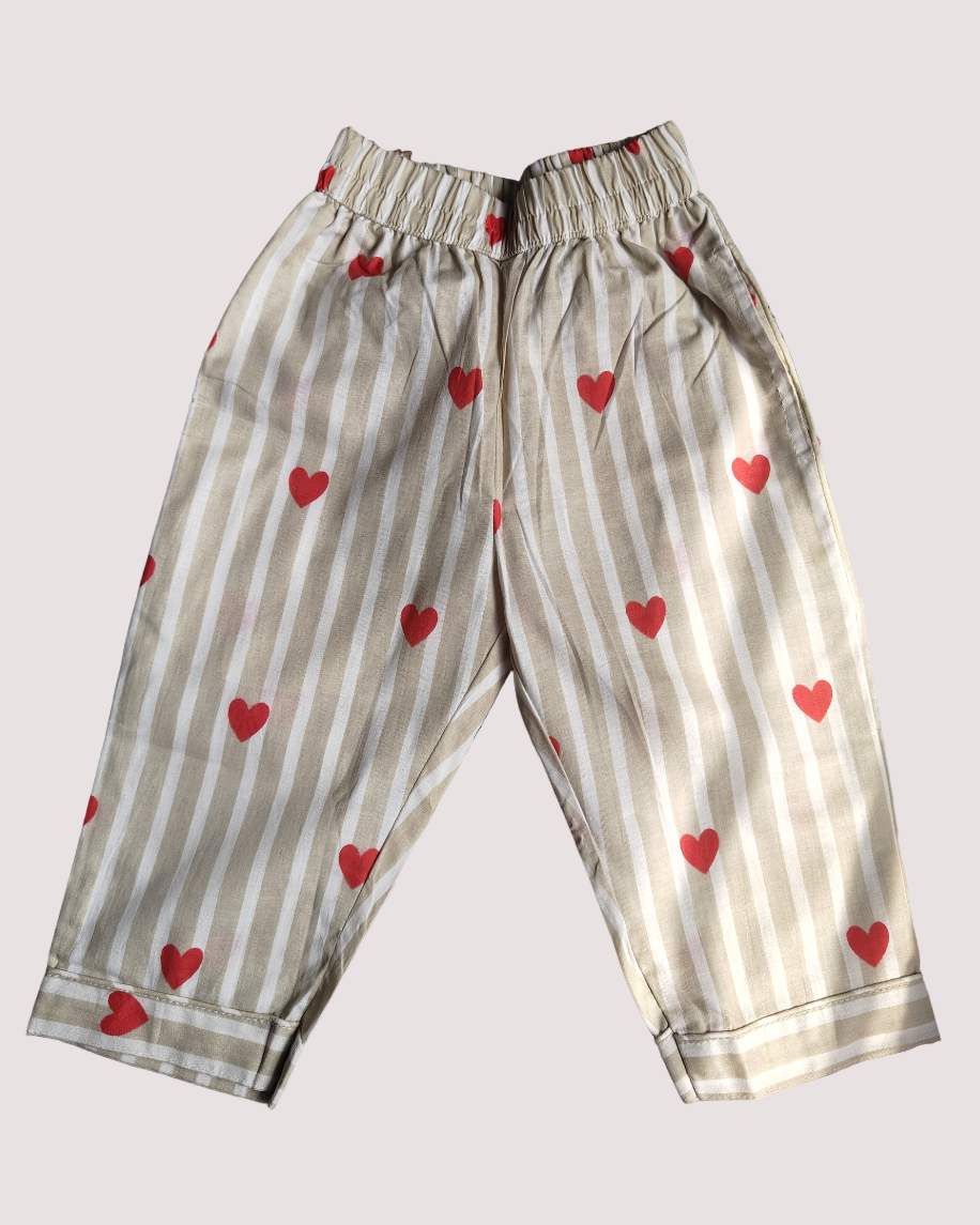 SnugBug Unisex Kids Pure Cotton Full Sleeve Heart Printed Light Weight Night Suit Set