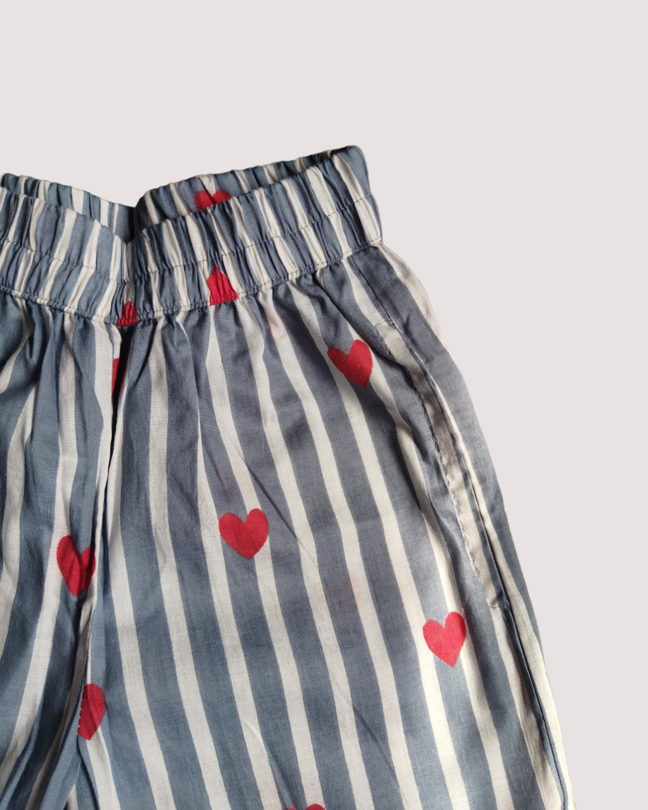 SnugBug Unisex Kids Pure Cotton Full Sleeve Heart Printed Light Weight Night Suit Set