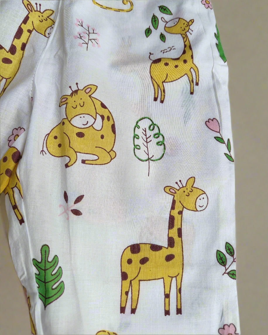 SnugBug White Giraffe Printed NightSuit  in pure cotton fabric for boys and girls